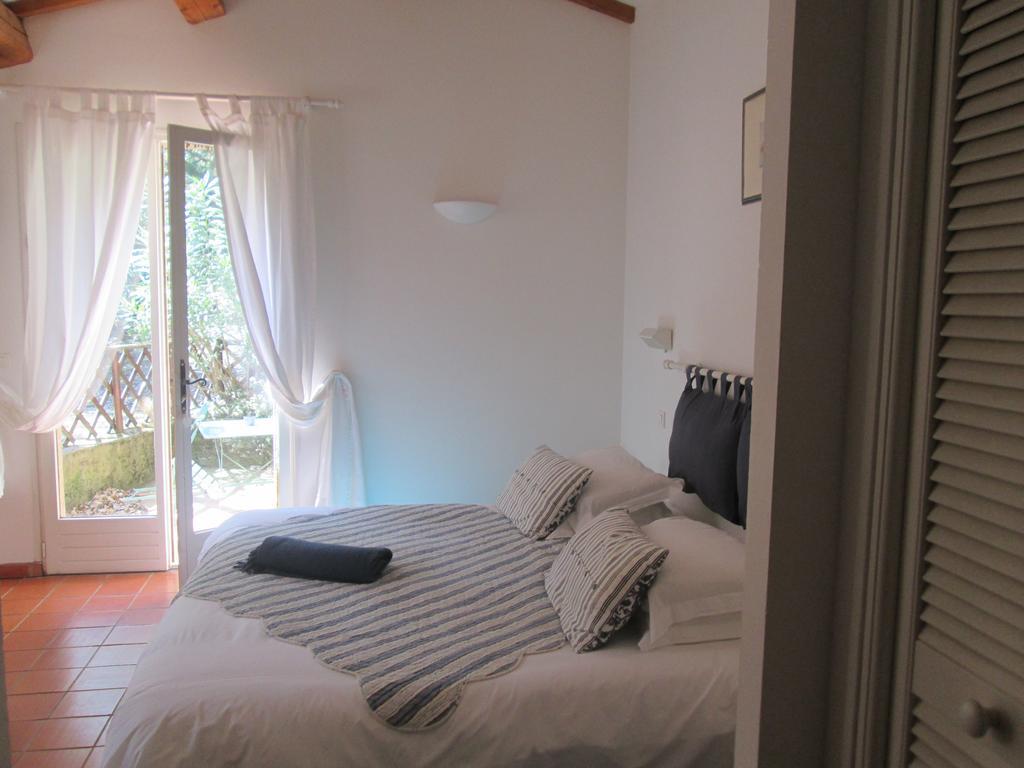 B&B Lei Bancaou La Garde-Freinet Phòng bức ảnh